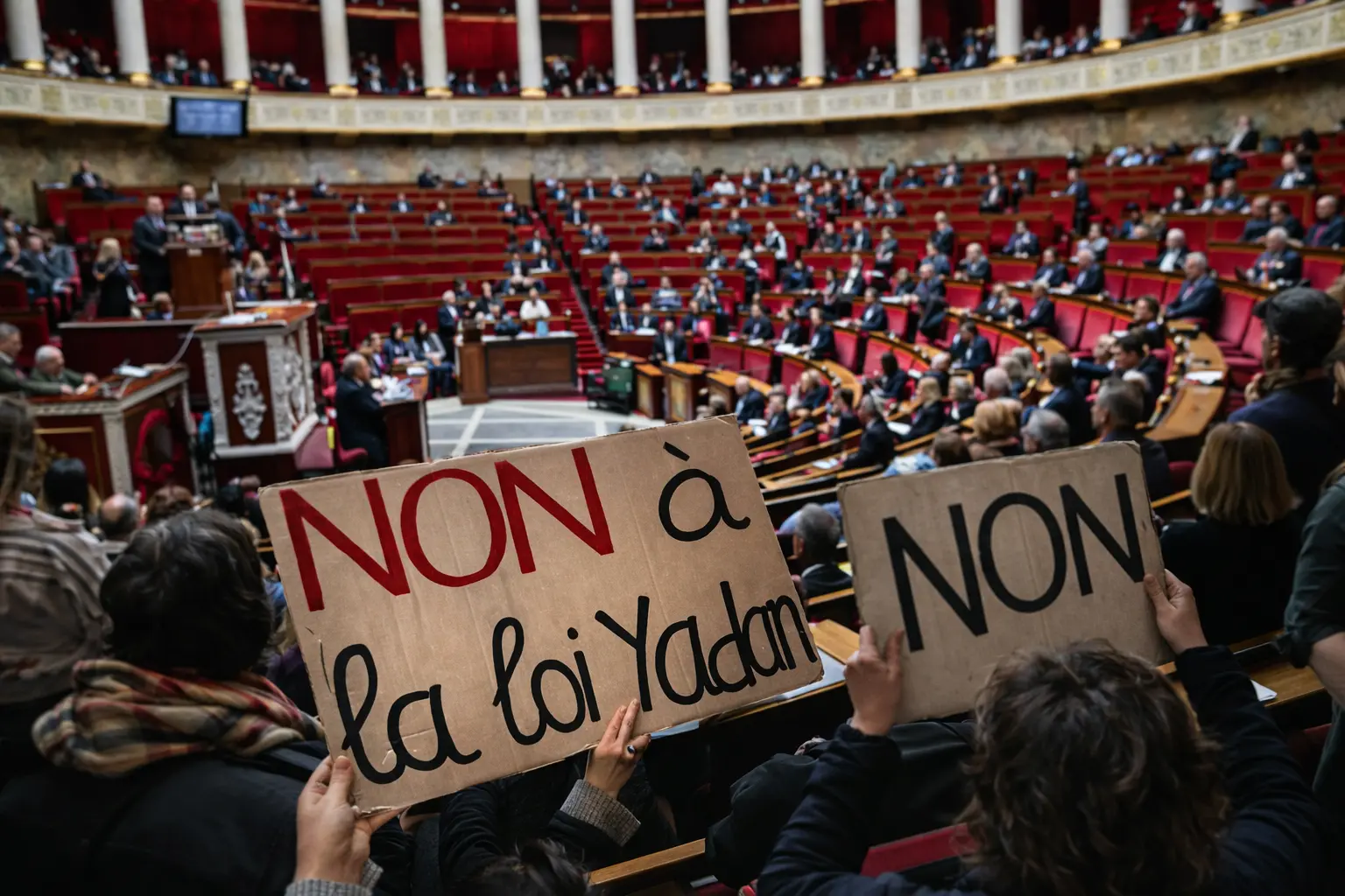 Loi Yadan : la commission des lois bloque le débat sur une pétition de 700 000 signatures