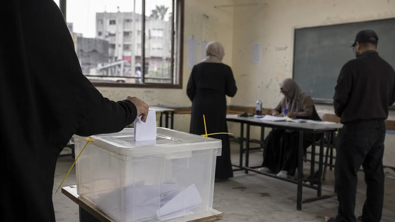 Élections palestiniennes : le Fatah arrive en tête, Deir Al-Balah vote