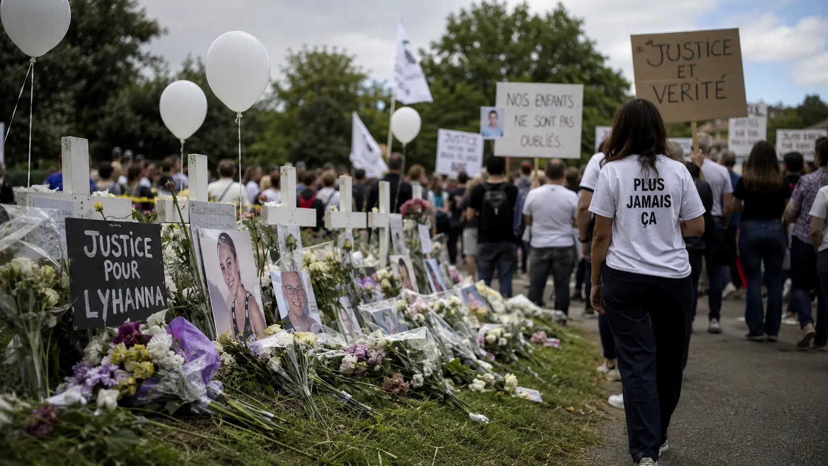 Mort de Lyhanna : obsèques de la collégienne à Fleurance et révélations sur les signalements ignorés du suspect